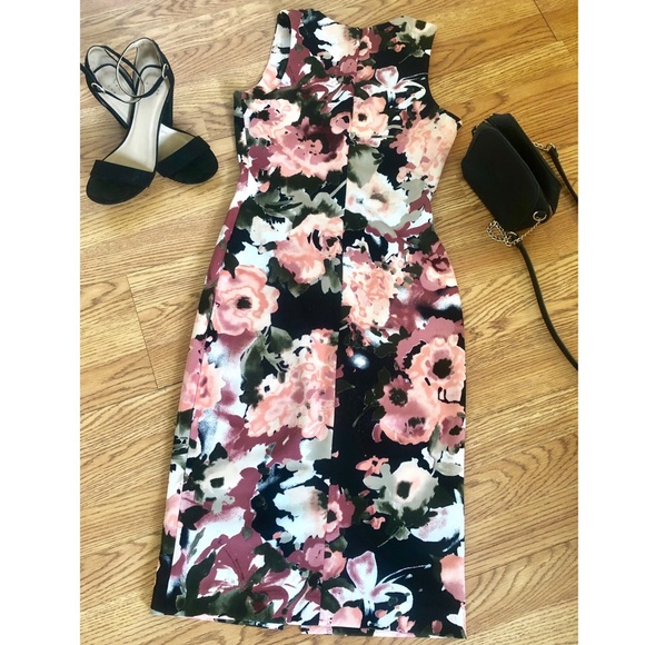 Floral Dress - Picture 2 of 3